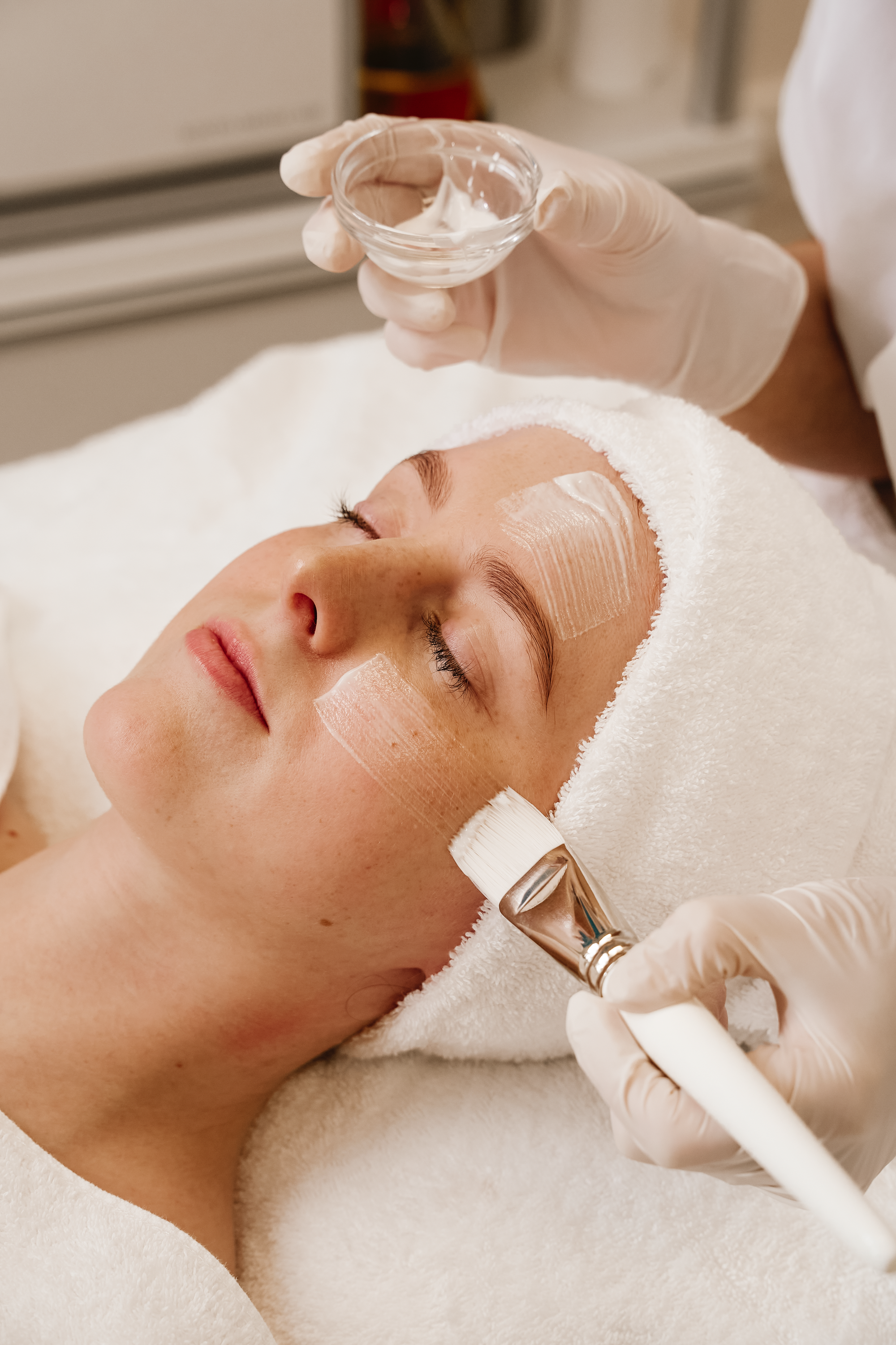 Tiefenreinigung der Haut mit Hydrafacial in München