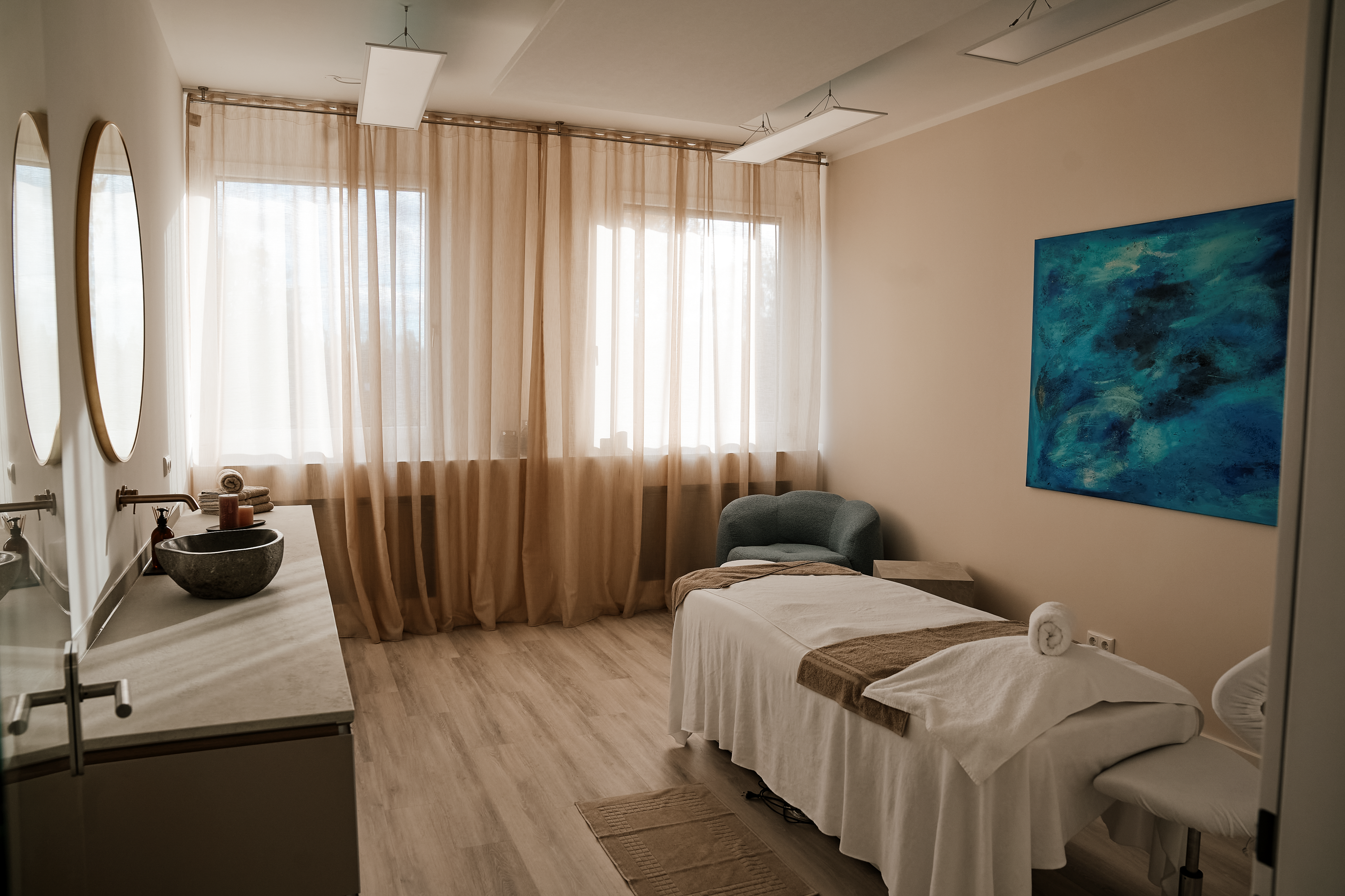 Hautregeneration durch HF-Stab während der Derma Solution Behandlung